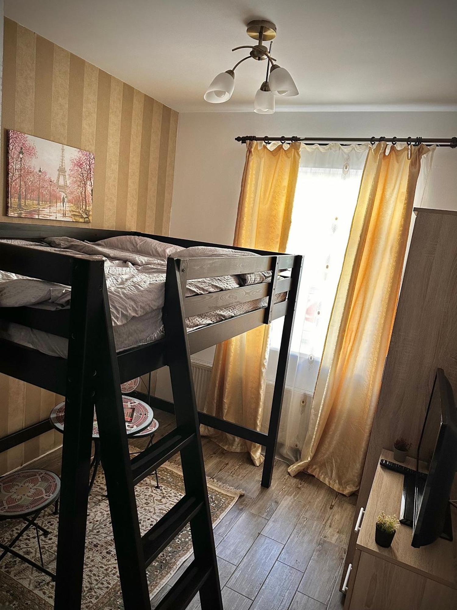 בראשוב Ada'S Luxury Apartament&Studio - Old City מראה חיצוני תמונה