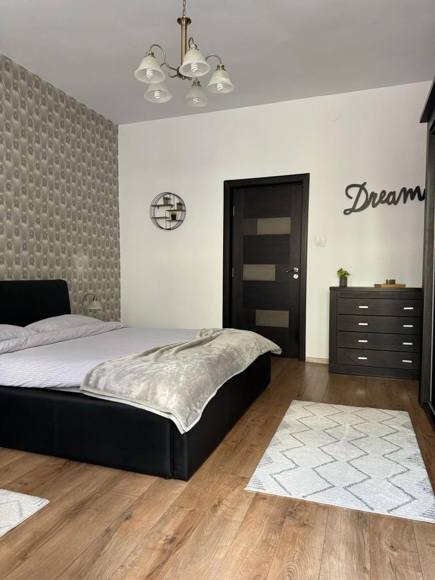 בראשוב Ada'S Luxury Apartament&Studio - Old City מראה חיצוני תמונה