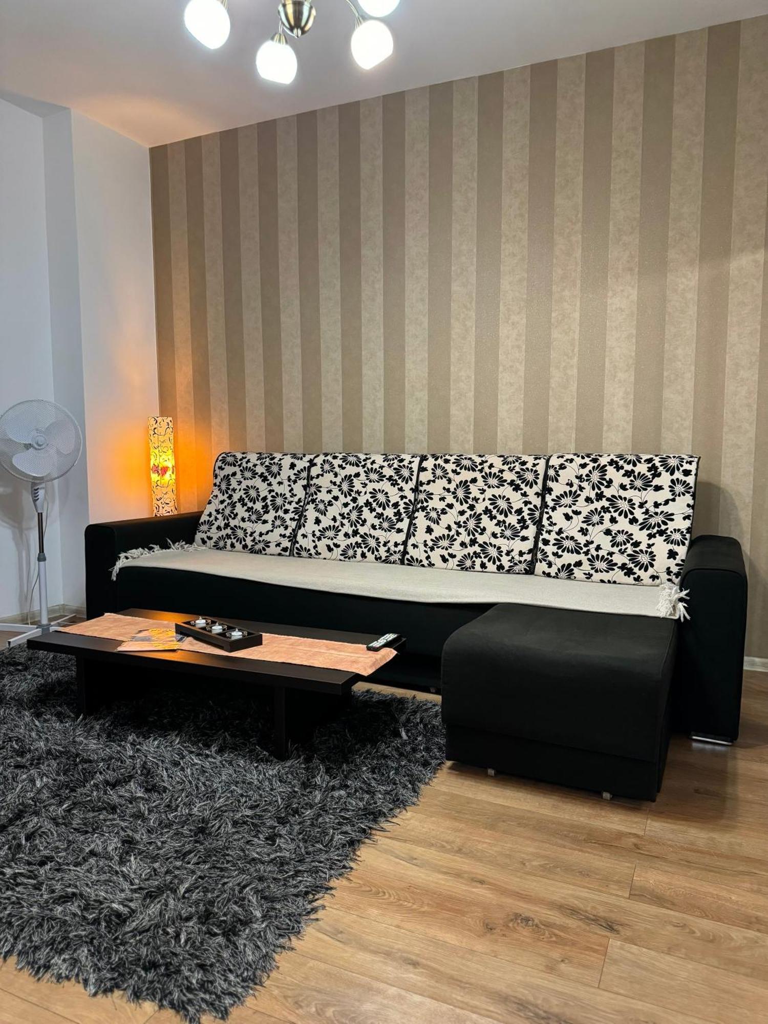בראשוב Ada'S Luxury Apartament&Studio - Old City מראה חיצוני תמונה